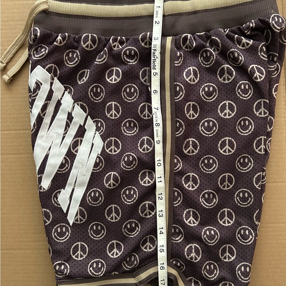 Chinatown Market shorts - Picture 8 of 12